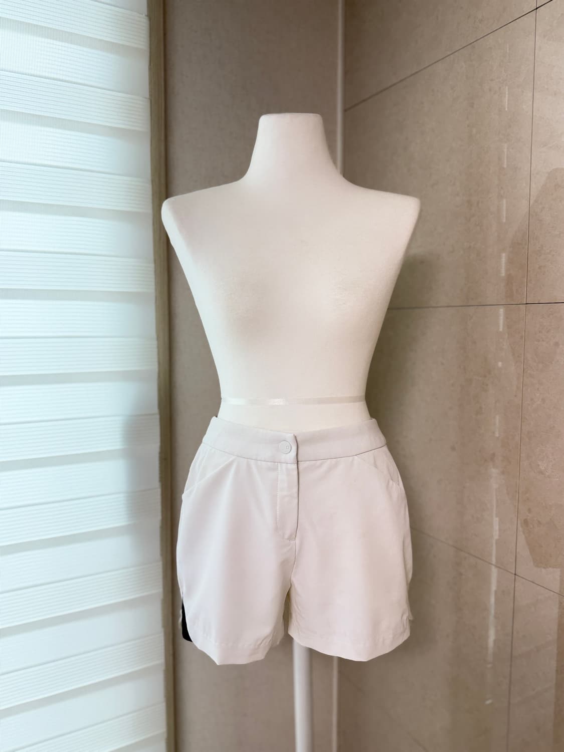 풋조이 FJ 화이트 팬츠 64사이즈 상품이미지1