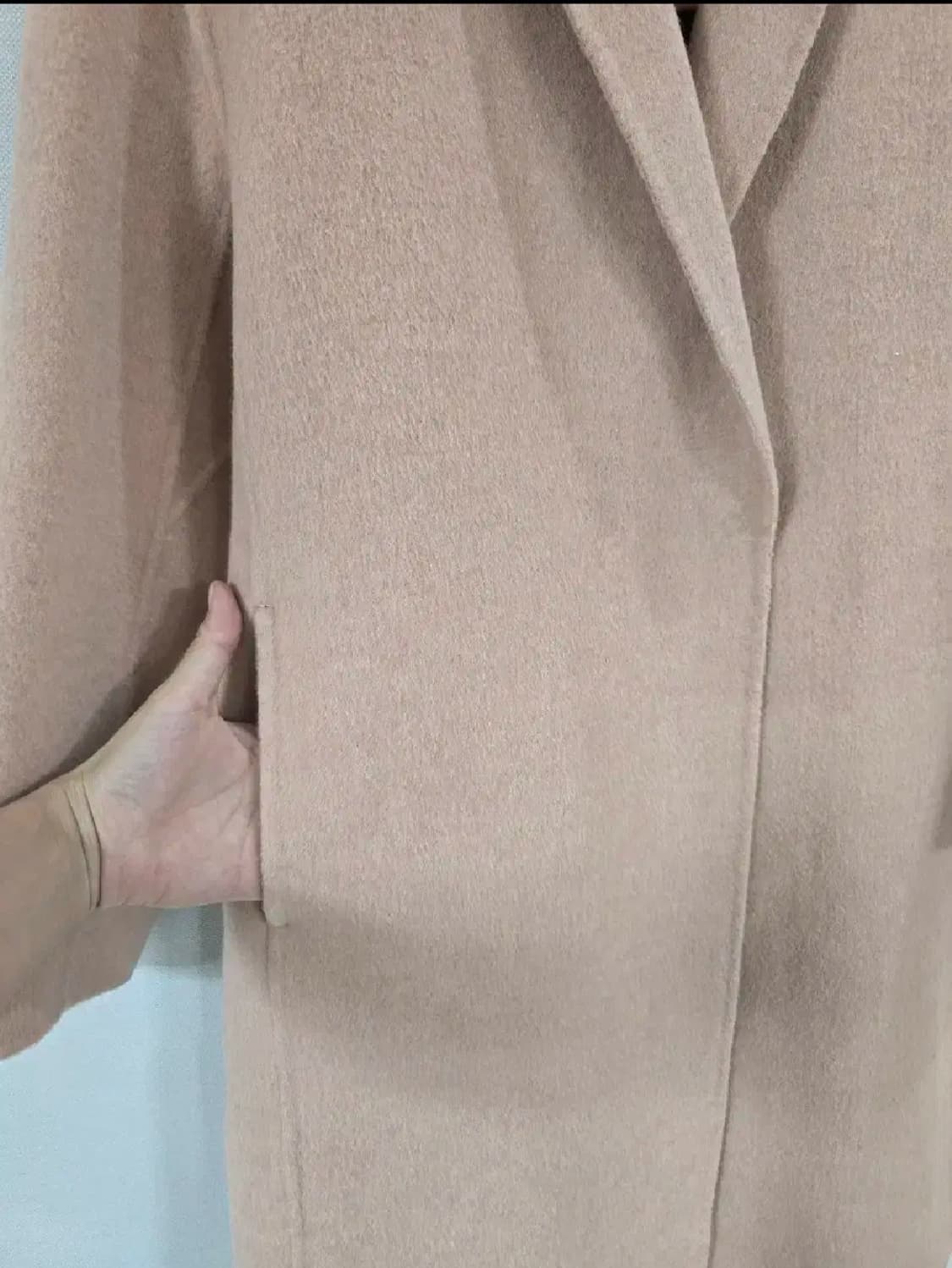 한섬 오즈세컨 캐시미어 블랜딩 뒷반전 롱코트 상품이미지4