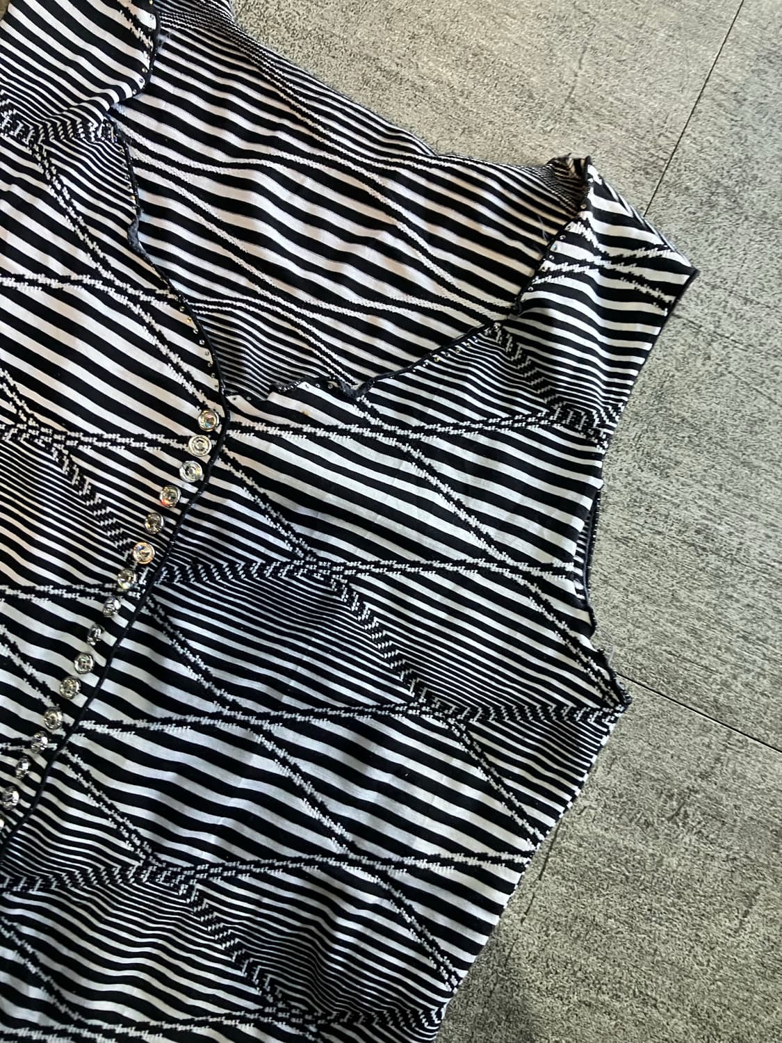 일본빈티지 핀터깔y2k 보헤미안락펑크 슬리브리스 나시탑 상품이미지2