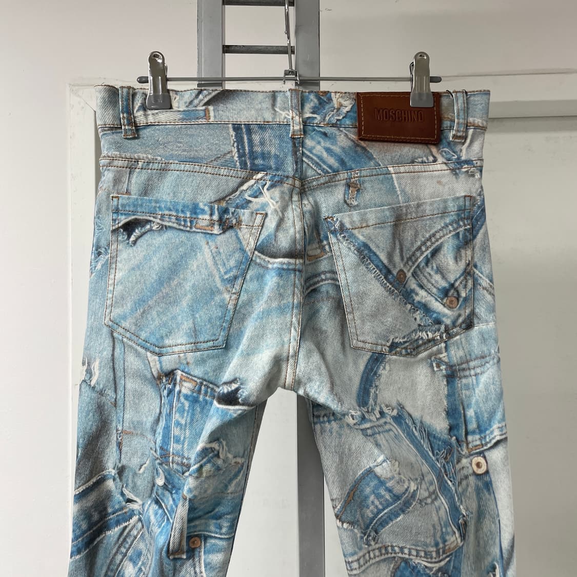 모스키노 데님 프린팅 팬츠 44(W) 상품이미지2