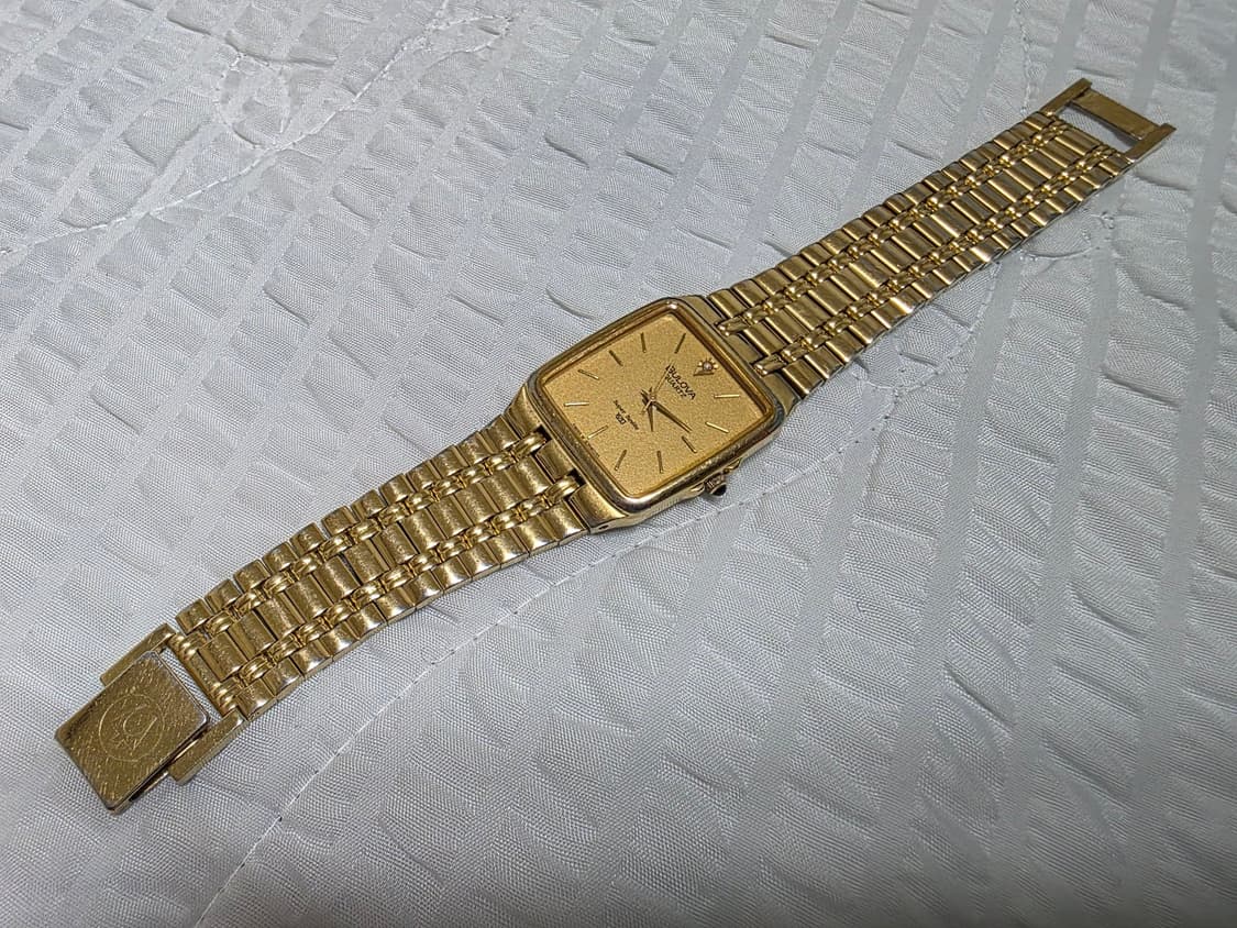 빈티지 부로바 슈퍼세빌 슈퍼쉐빌 탱크 금장 쿼츠 메탈 시계 BULOVA 상품이미지4