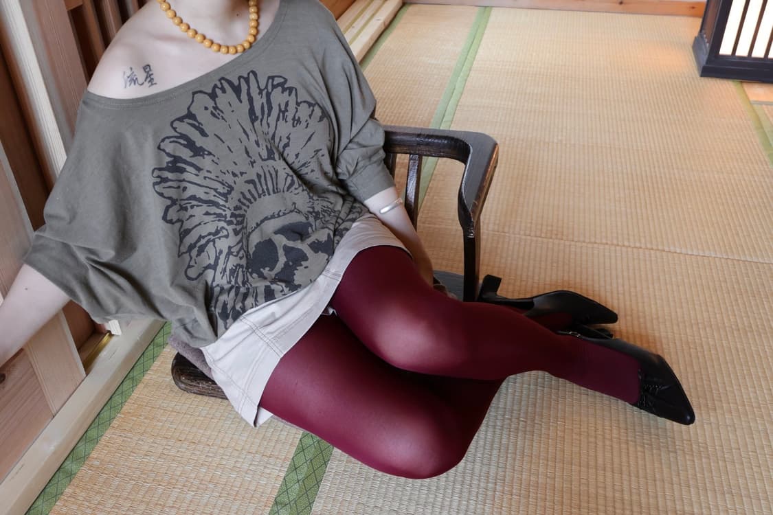 off-shoulder top 상품이미지1