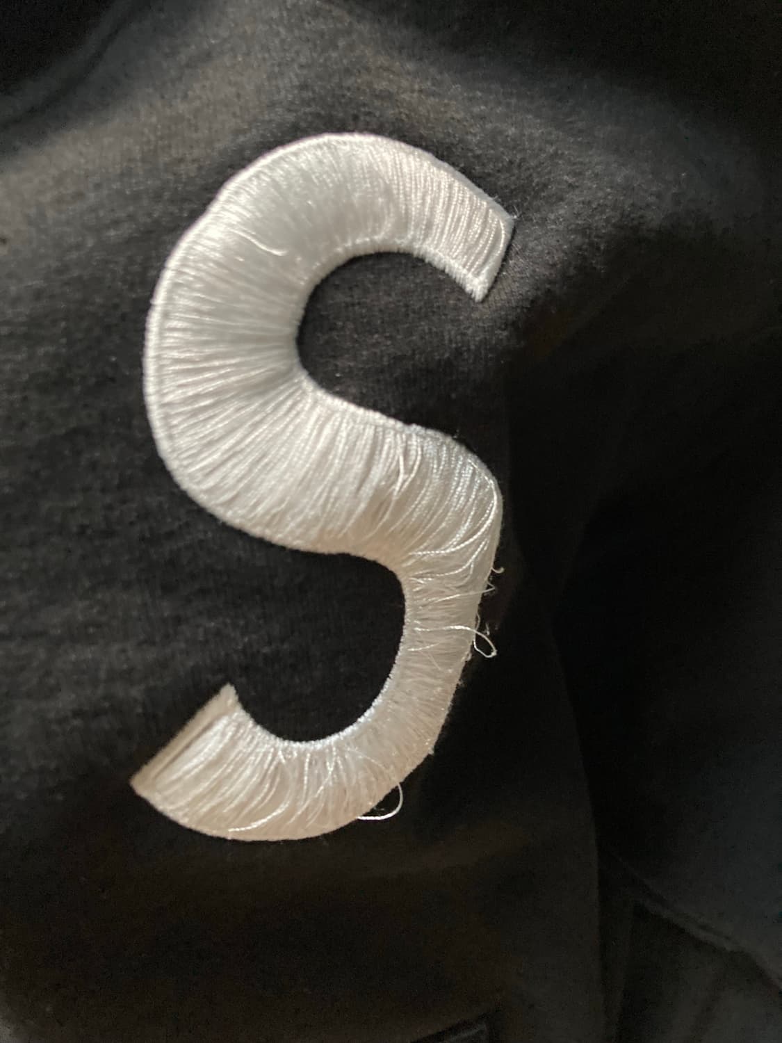 슈프림 s 로고 후드집업 상품이미지2