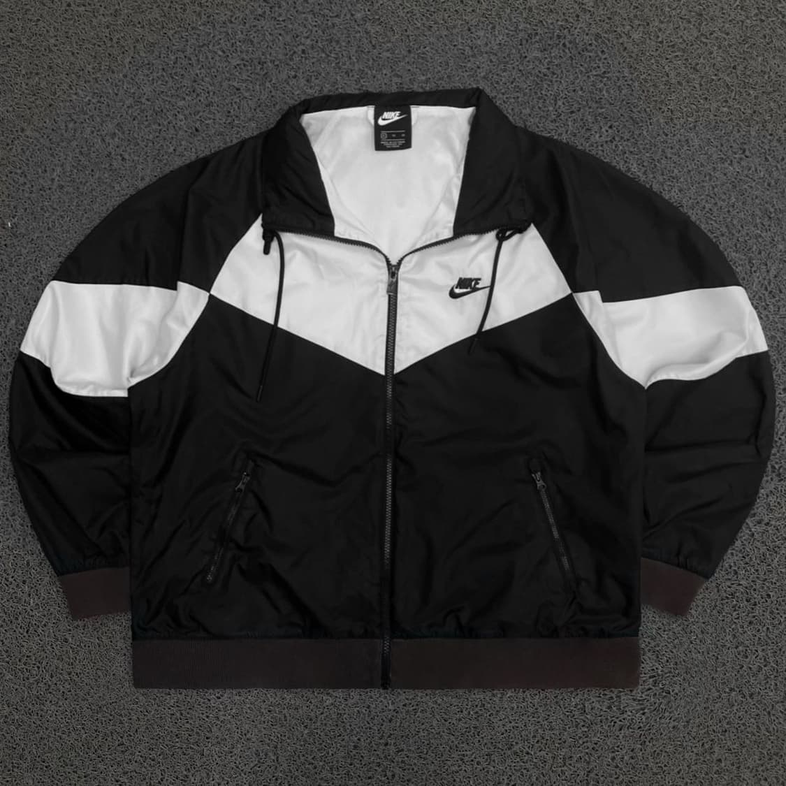 Nike  나이키 빅 스우시 빅로고 범고래 윈드자켓 상품이미지2