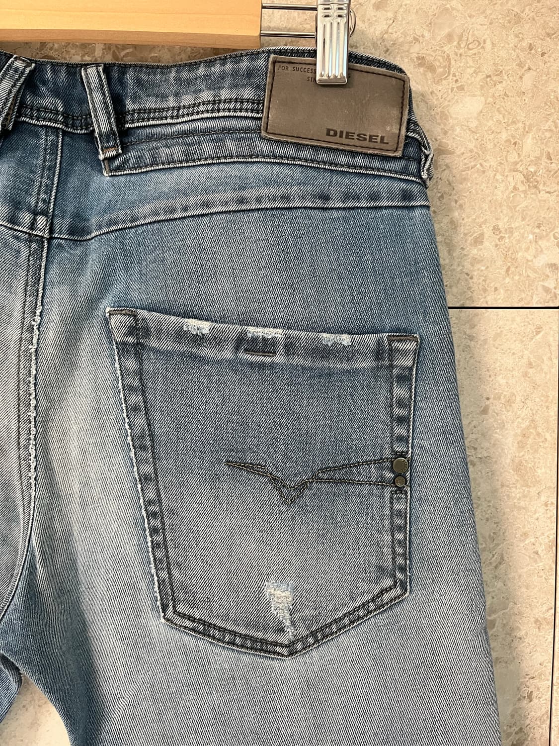 디젤 BELTHER 데미지 워싱 청바지 W31 L30 상품이미지5