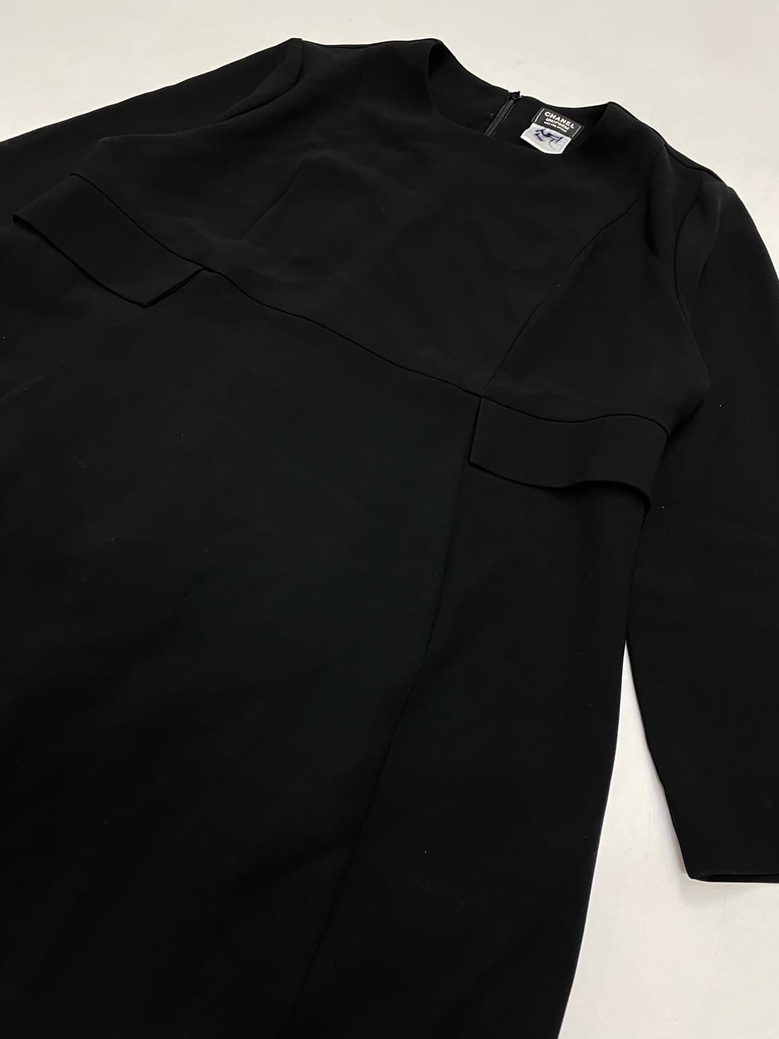 샤넬 UNIFORM 블랙 원피스 상품이미지2