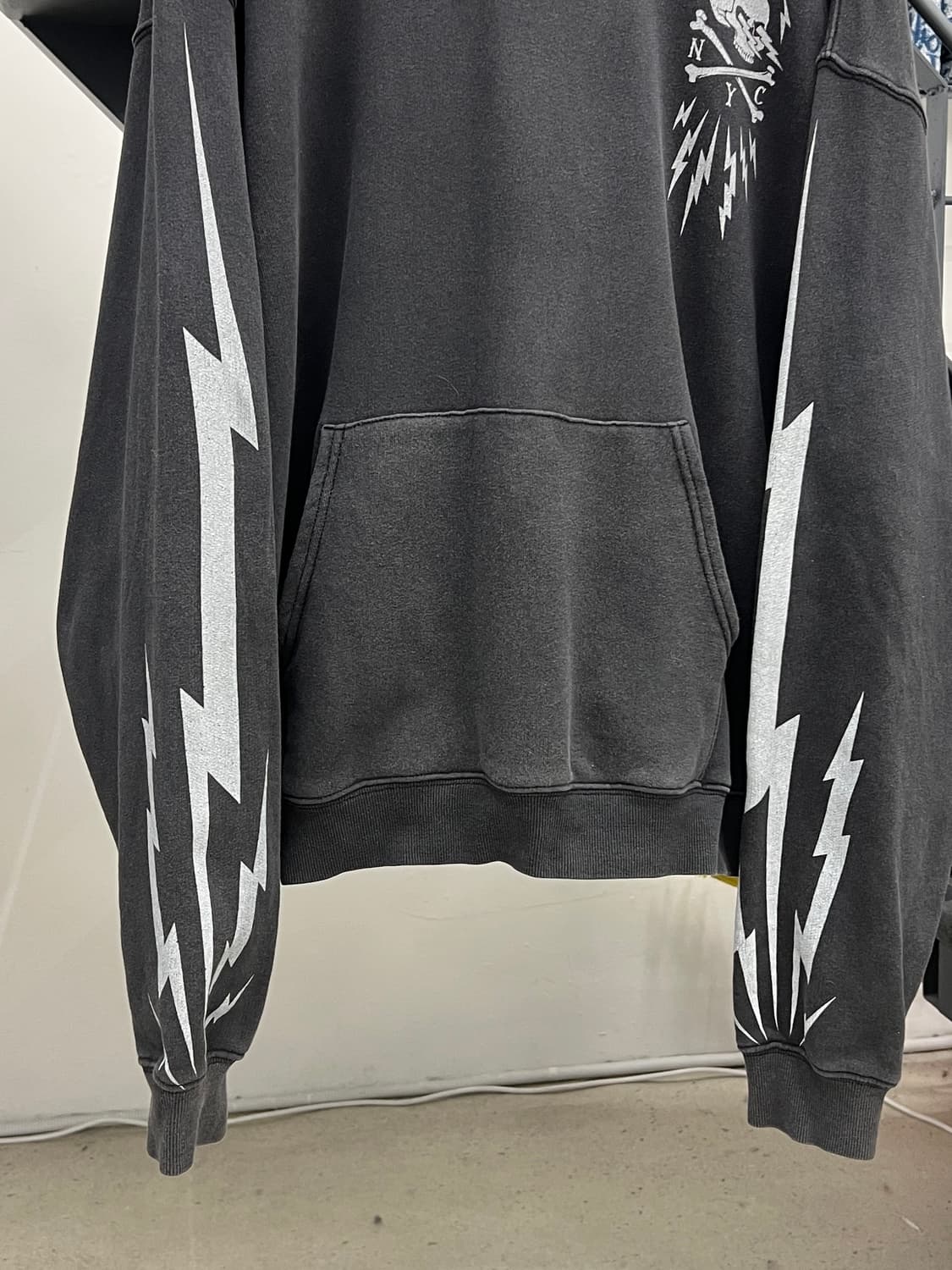 R13 알써틴 오버사이즈 스컬 볼트 후드티셔츠 상품이미지3