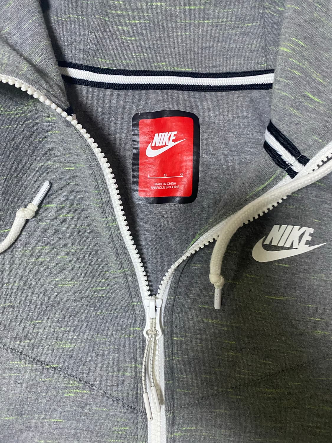 나이키 테크플리스 윈드러너 상품이미지3