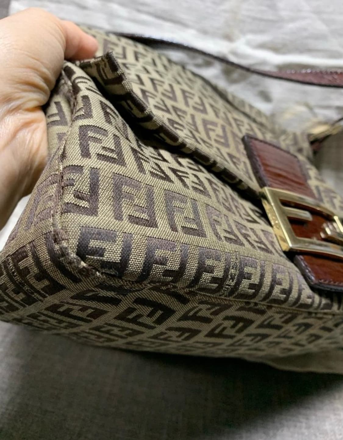 펜디 주카 맘마백. 정품 상품이미지2