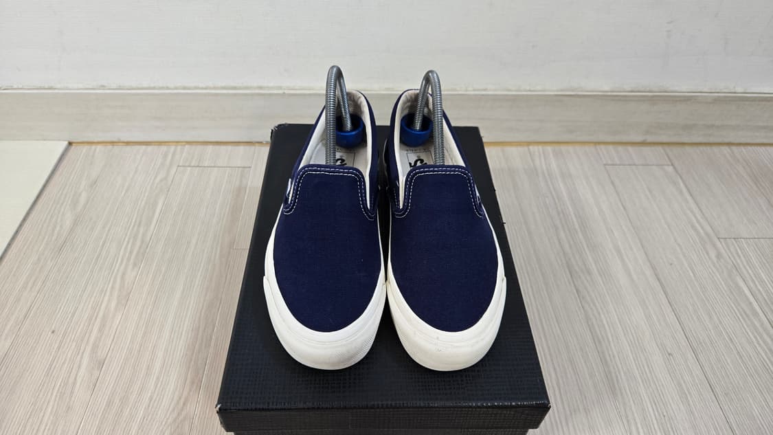245 반스 볼트 OG 클래식 슬립온 네이비 상품이미지2