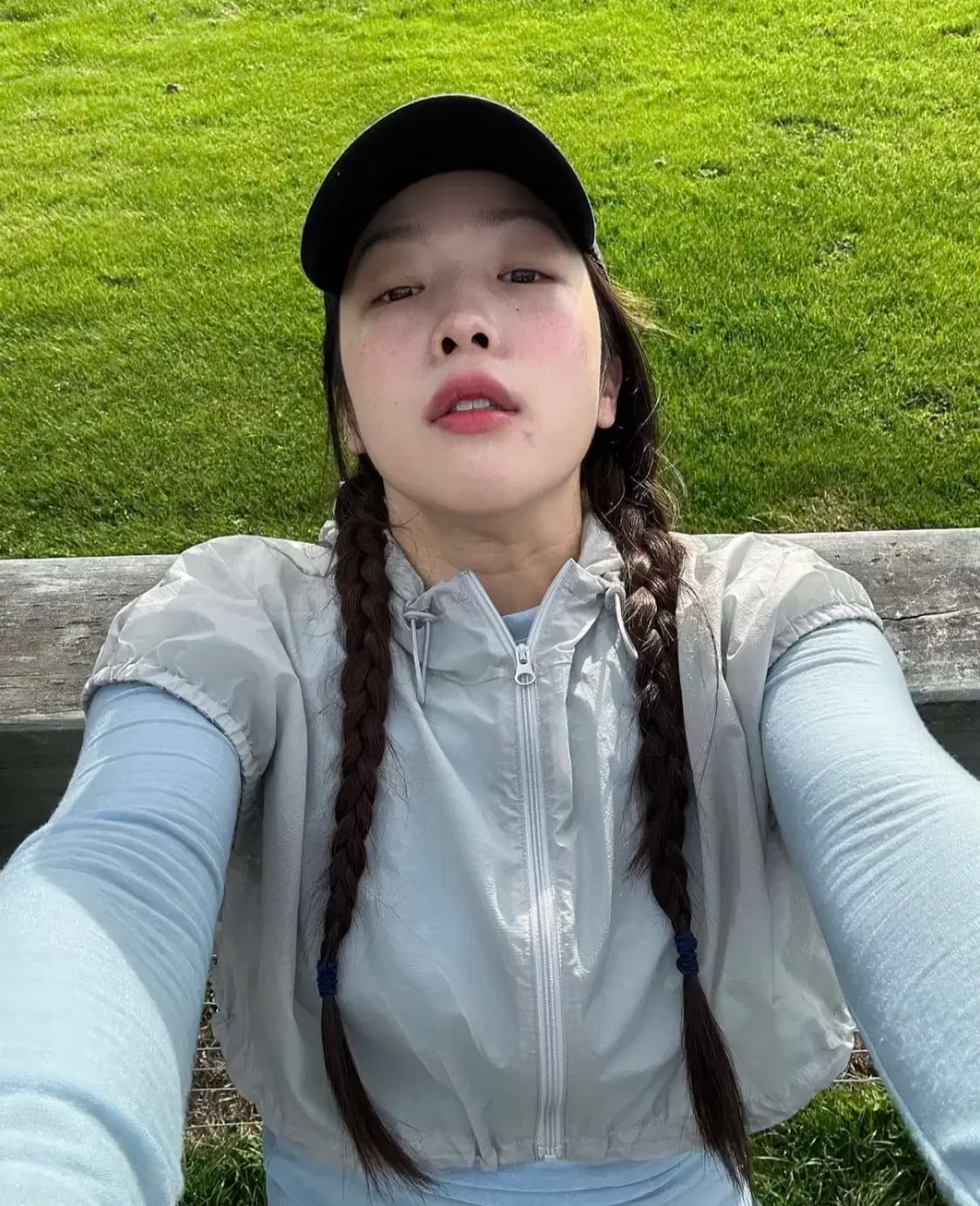 아모멘토 스트링 후디드 탑 상품이미지1