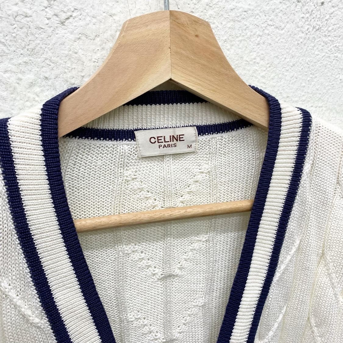 셀린느 화이트 로고 울 트위스트 니트 가디건 상품이미지5