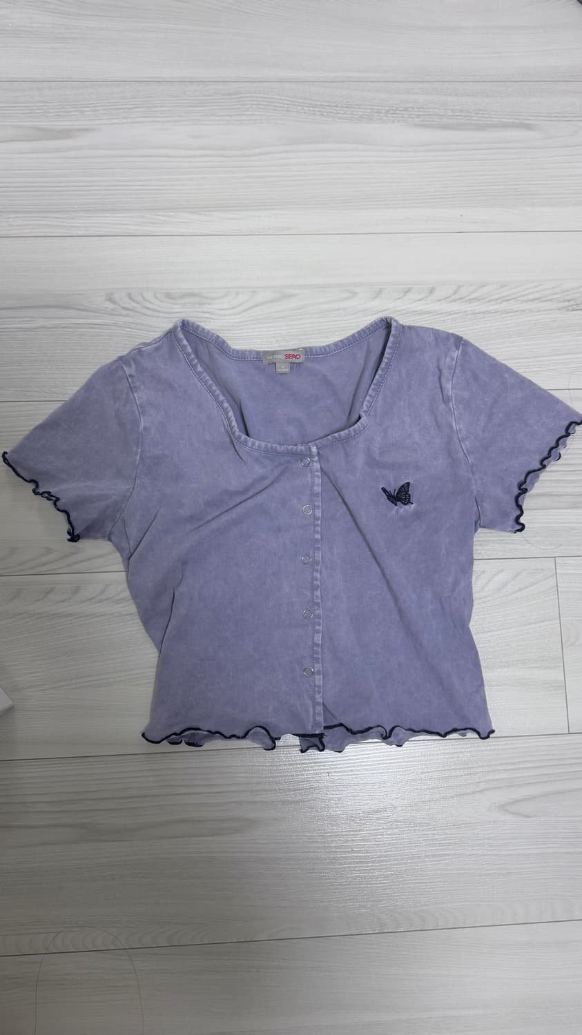 스파오 크롭 나비티 상품이미지1