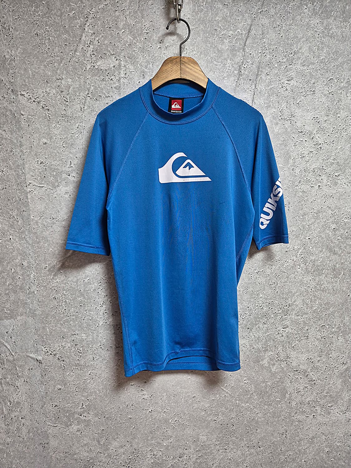 Quiksilver 퀵실버 하프 반팔 래쉬가드 상품이미지1
