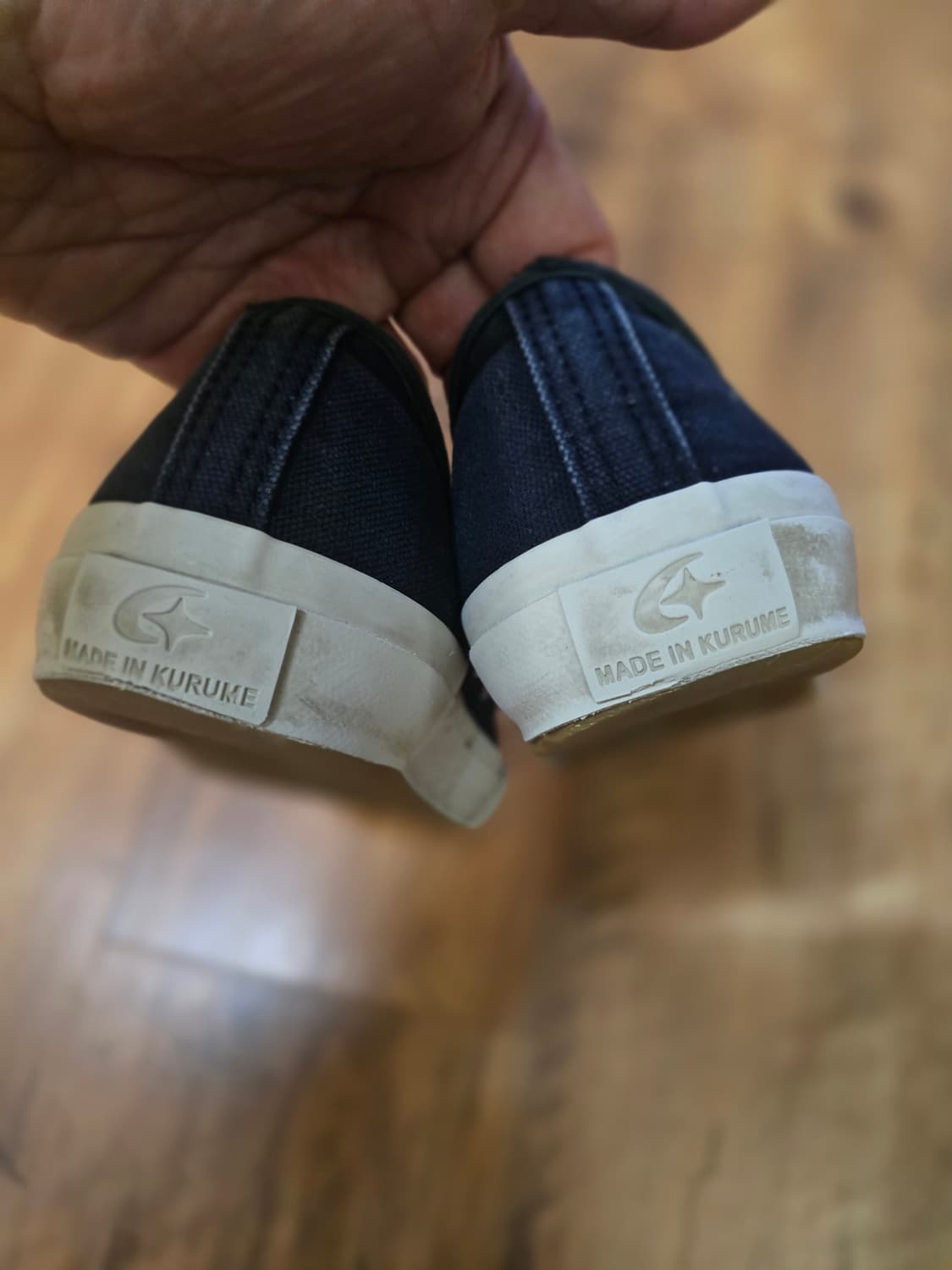 문스타 운동화 판매합니다  상품이미지2