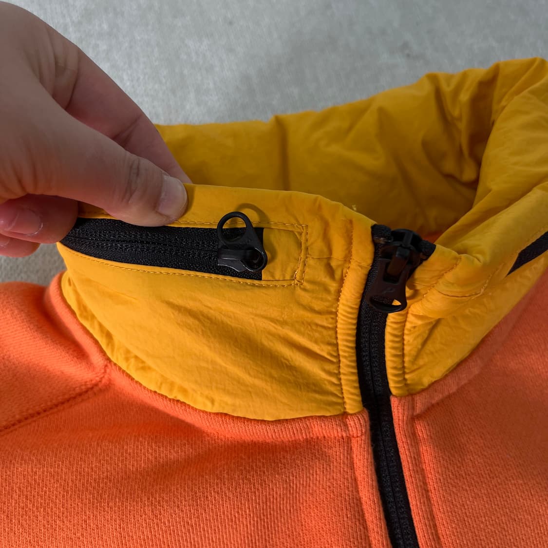 100 팔라스 테크노 스웻 집업 상품이미지3