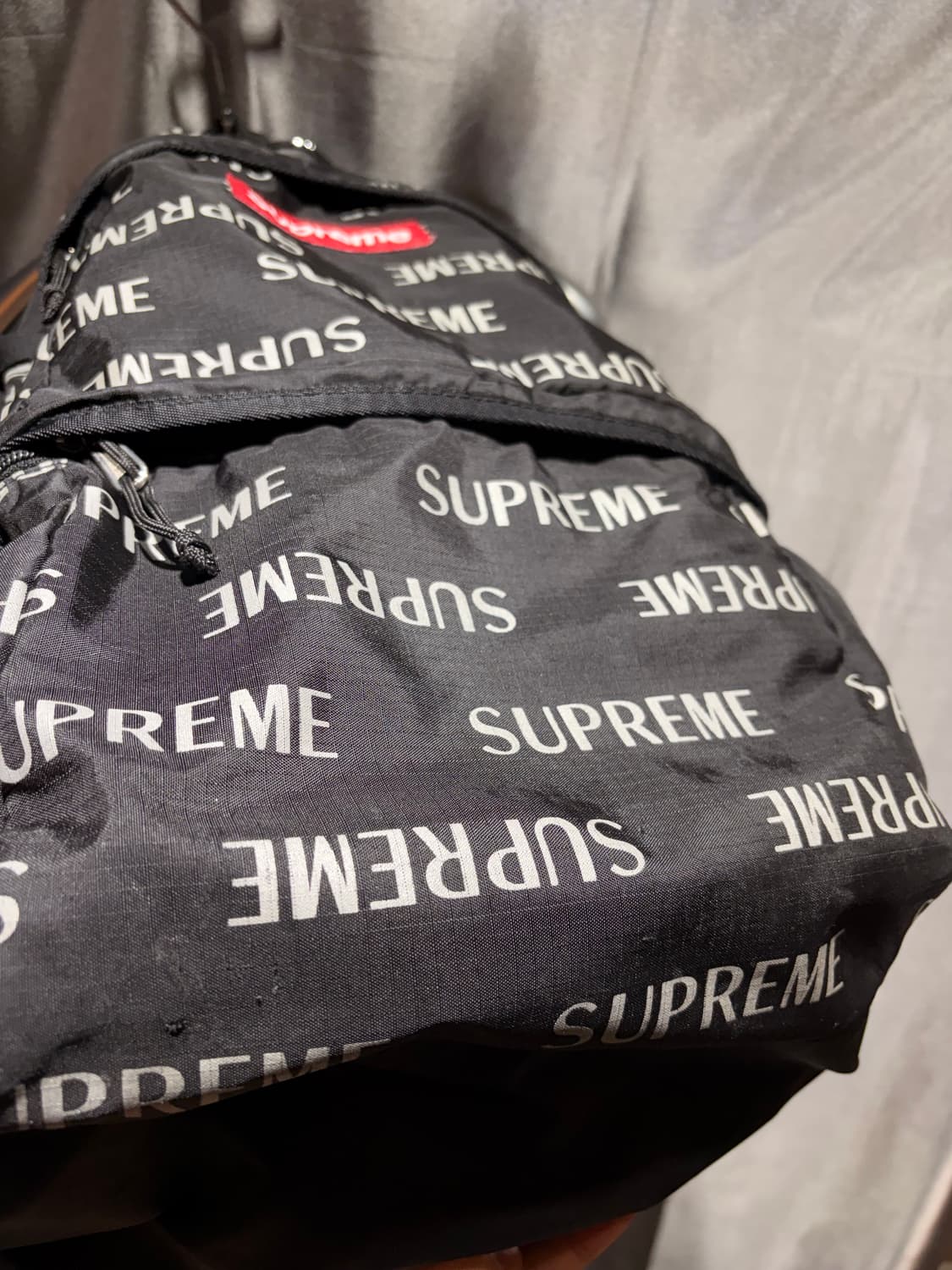 Free SUPREME 슈프림 박스로고 스펠링패턴 블랙 백팩 상품이미지7
