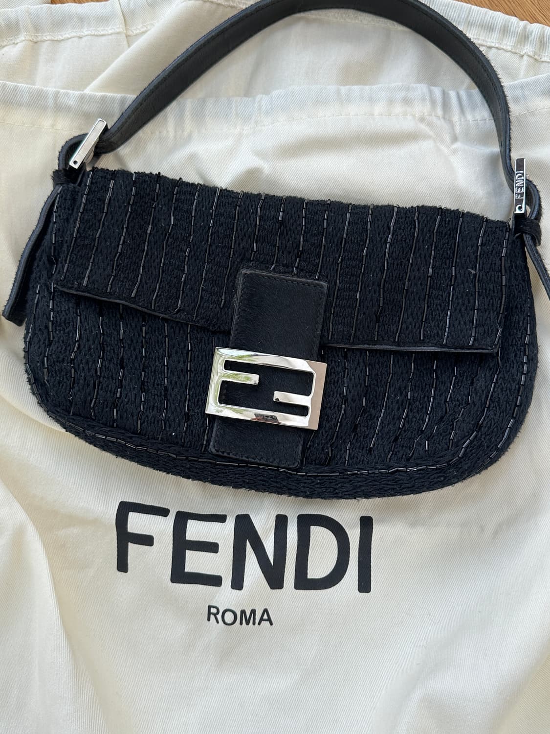 펜디 바게트 빈티지 블랙 글리터 비즈  상품이미지1