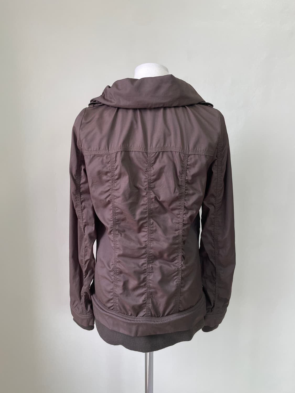 빈티지 armoire de luxe 셔링 나일론 집업자켓 J04344 상품이미지5