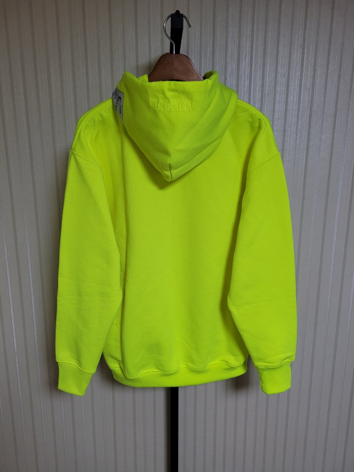 베트멍 네온 바코드 패치로고 오버핏 후드티셔츠 XS 상품이미지4