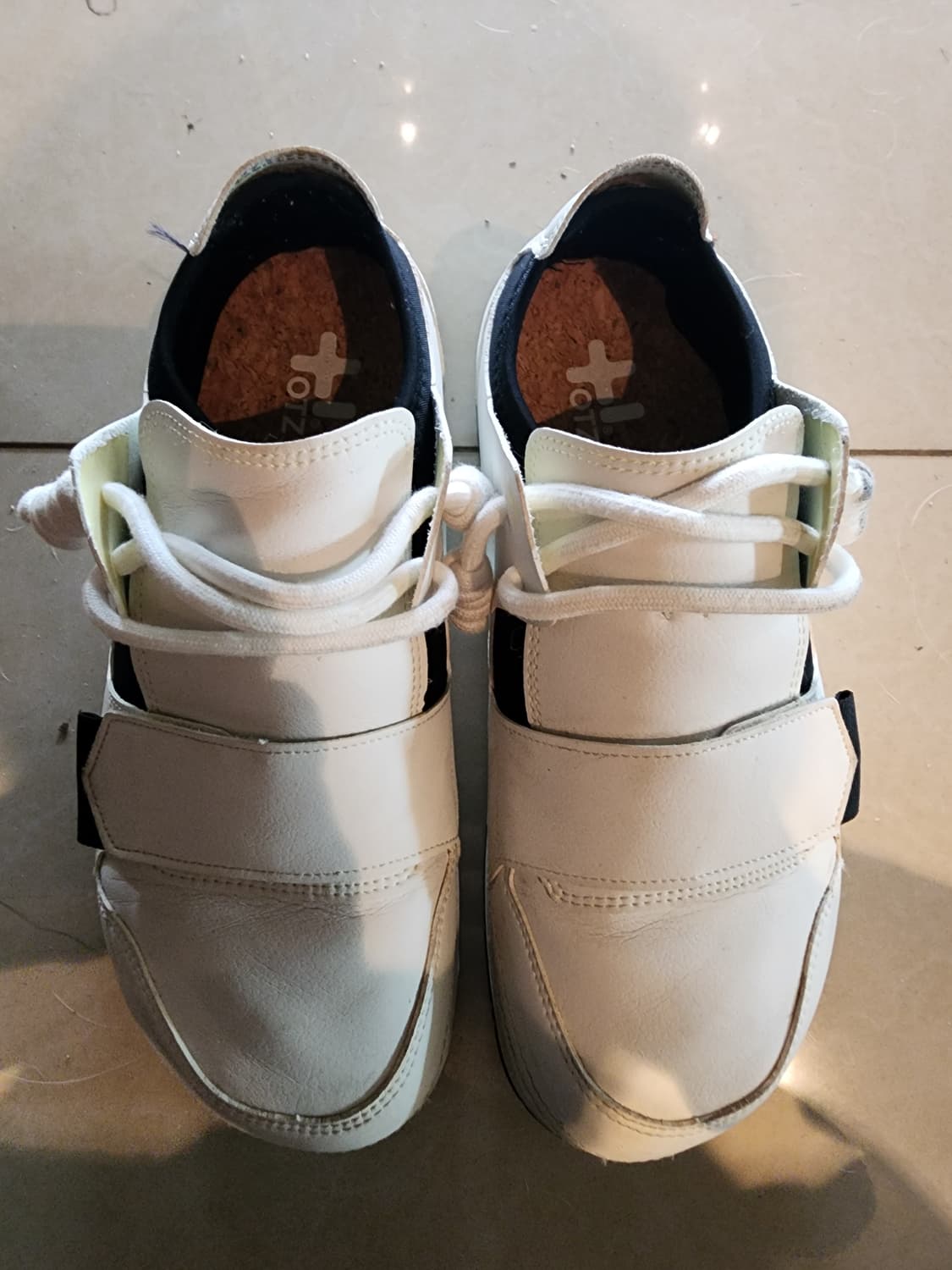 OTZ 오찌 스니커즈 팜. 270mm사이즈 화이트 발편한 운동화 상품이미지3