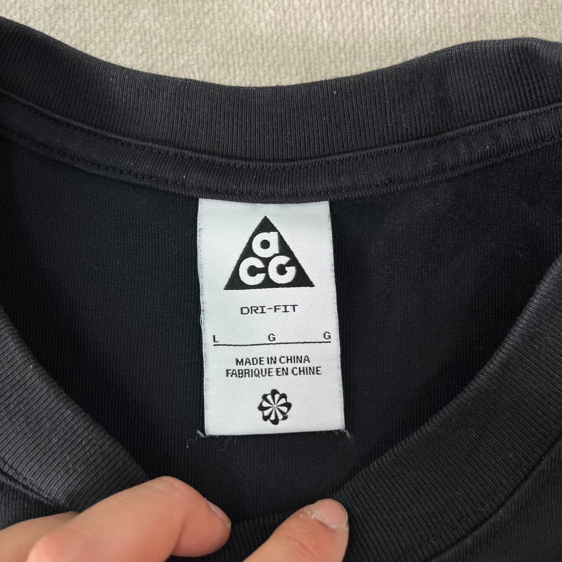 100 나이키 ACG 빅로고 반팔 티셔츠 상품이미지3