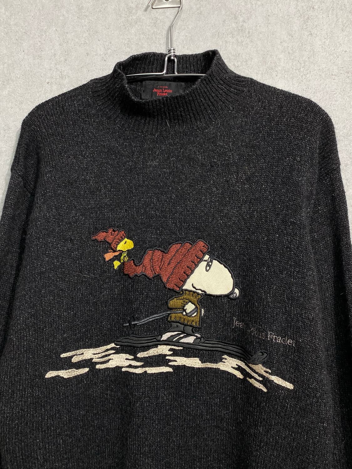 [52] Jean Louis Fradet 스누피 자수 니트 상품이미지2