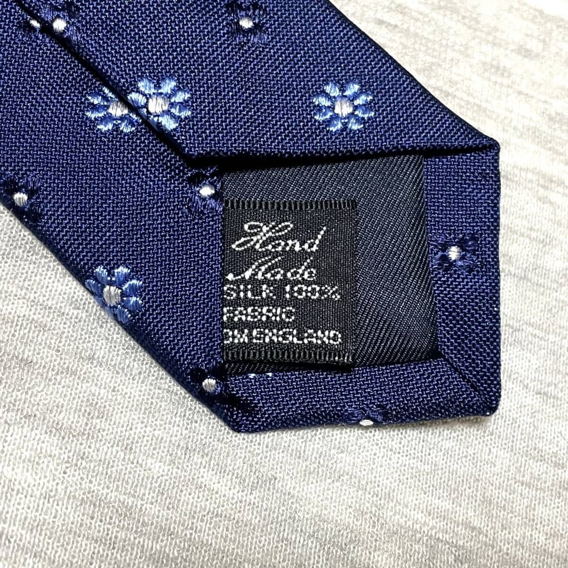 드레익스 런던 플라워 패턴 실크 넥타이 상품이미지4