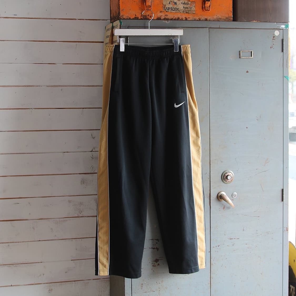 (착용컷) 나이키 올드스쿨 트랙 팬츠 (XXL) 상품이미지1