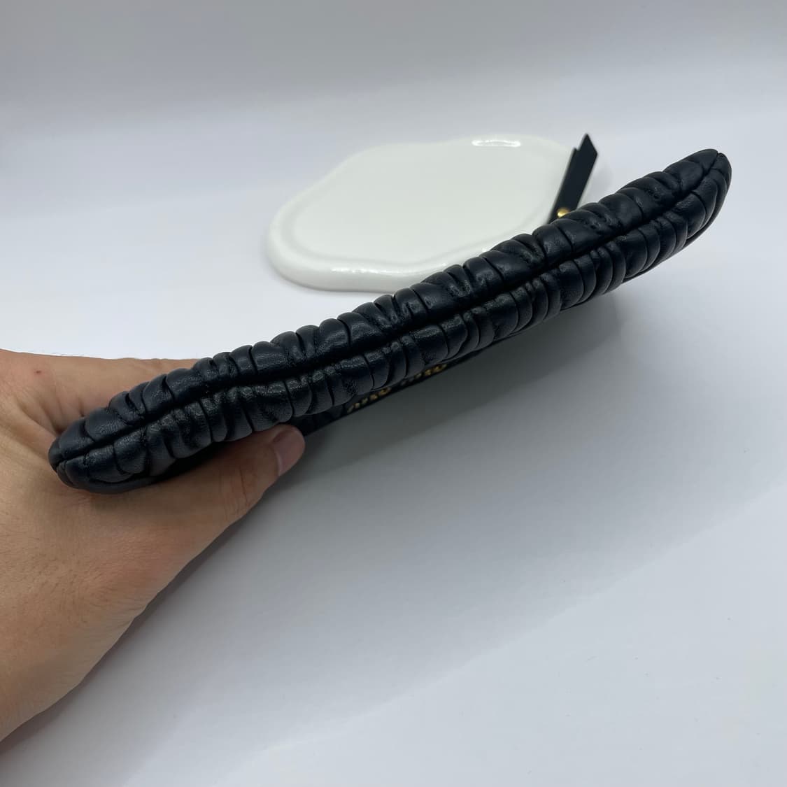 미우미우 마테라쎄 나파 장지갑 상품이미지6