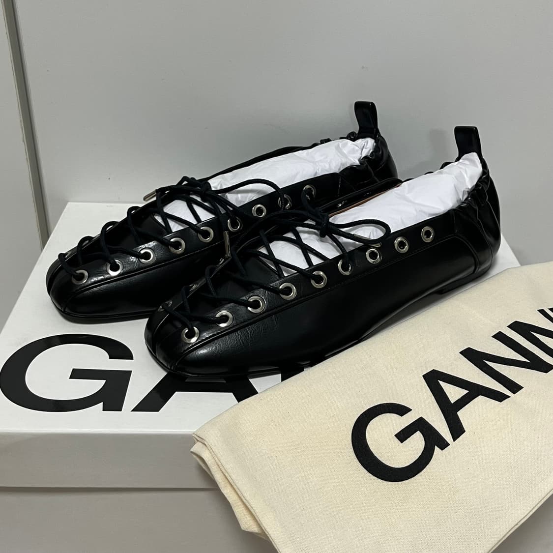 [37,38,39]가니 GANNI 25ss 레이스업 발레리나 슈즈/블랙 상품이미지1