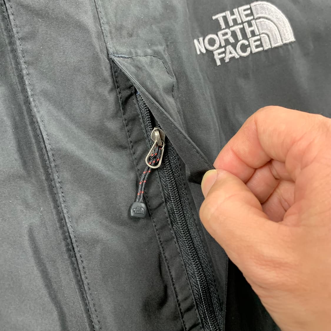 노스페이스 하이벤트 알파 구스다운 내피 2in1 자켓 블랙 상품이미지4