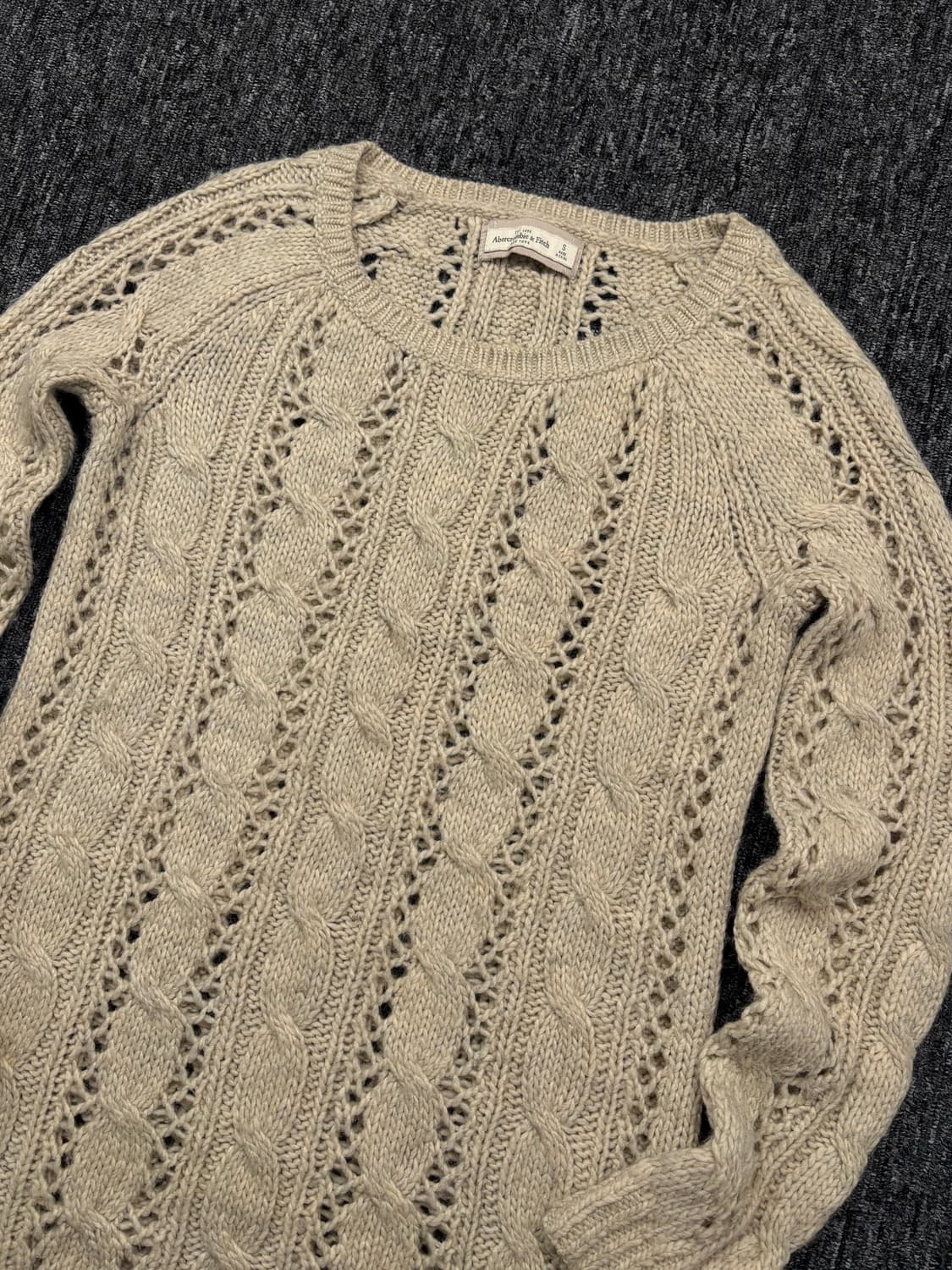 아베크롬비 베이지 꽈배기 니트 상품이미지4