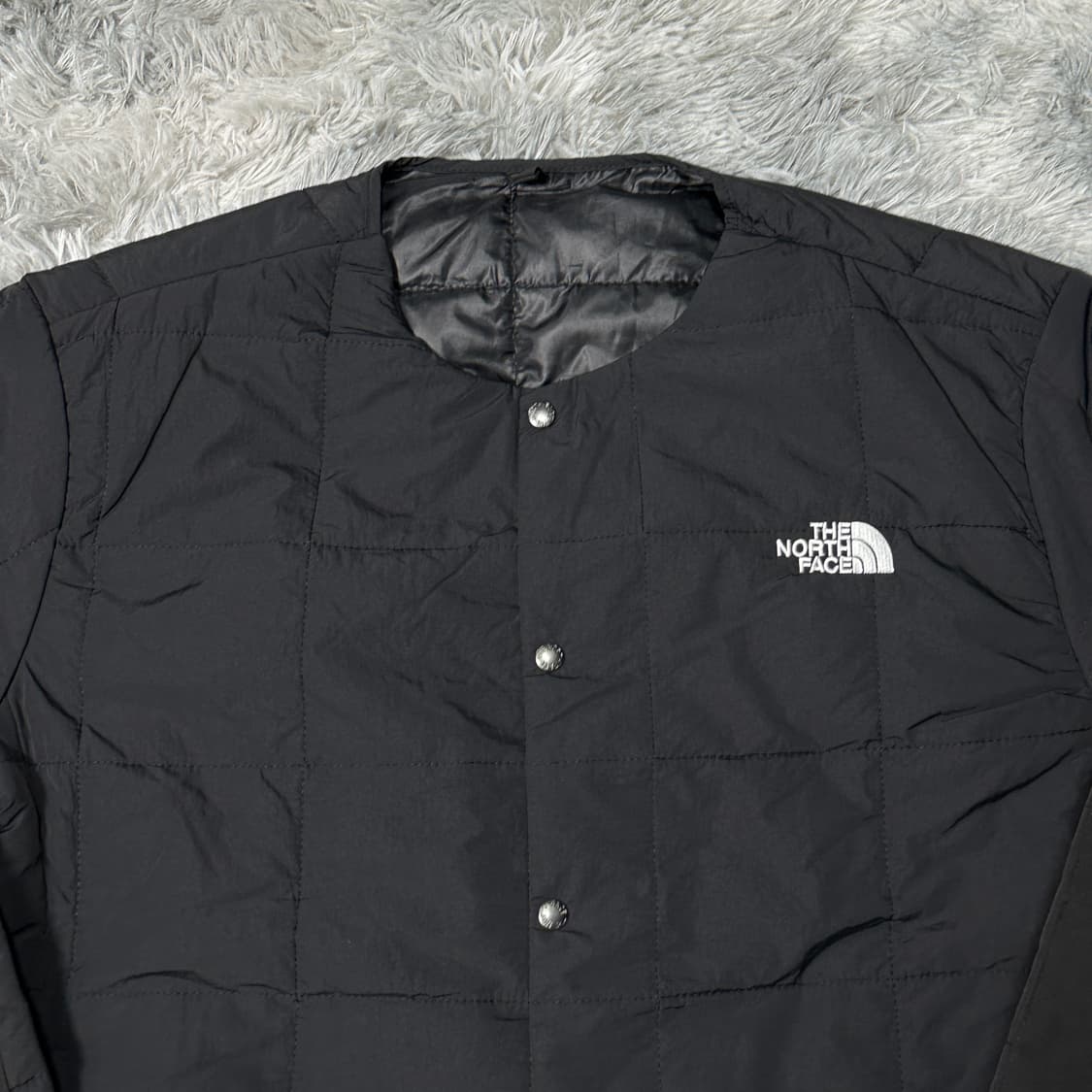 노스페이스 경량패딩 깔깔이 블랙 L 상품이미지2