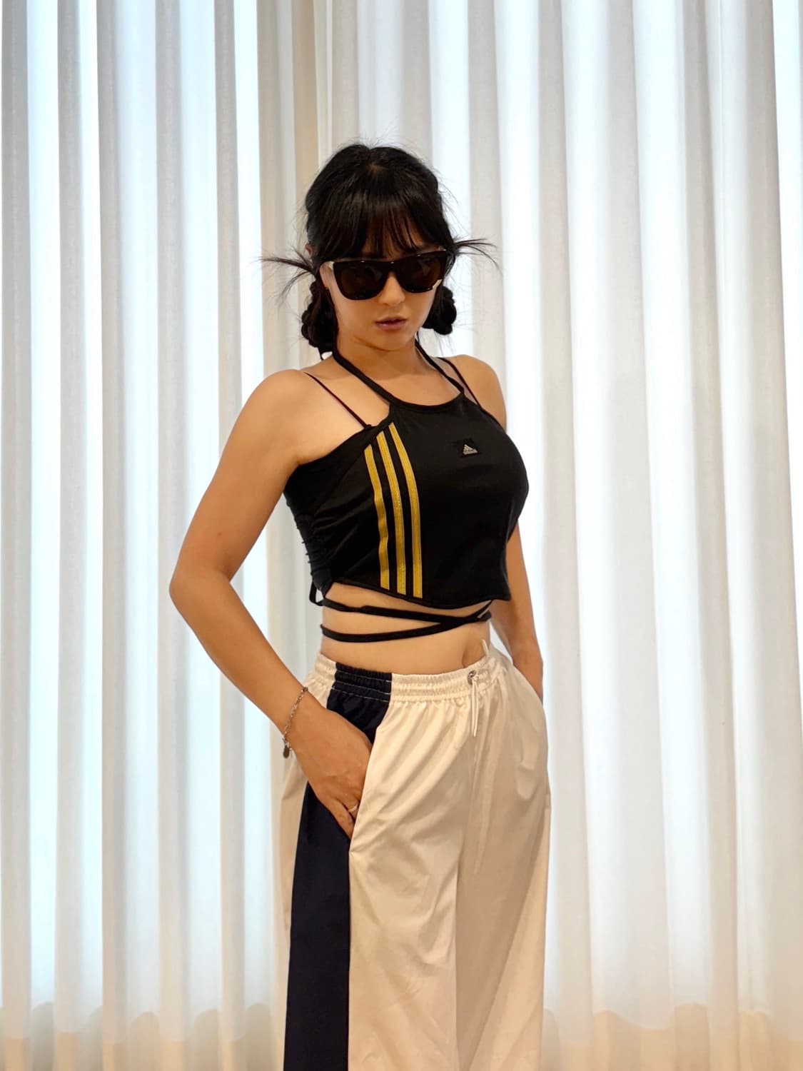 아디다스 스트랩 크롭탑 상품이미지2