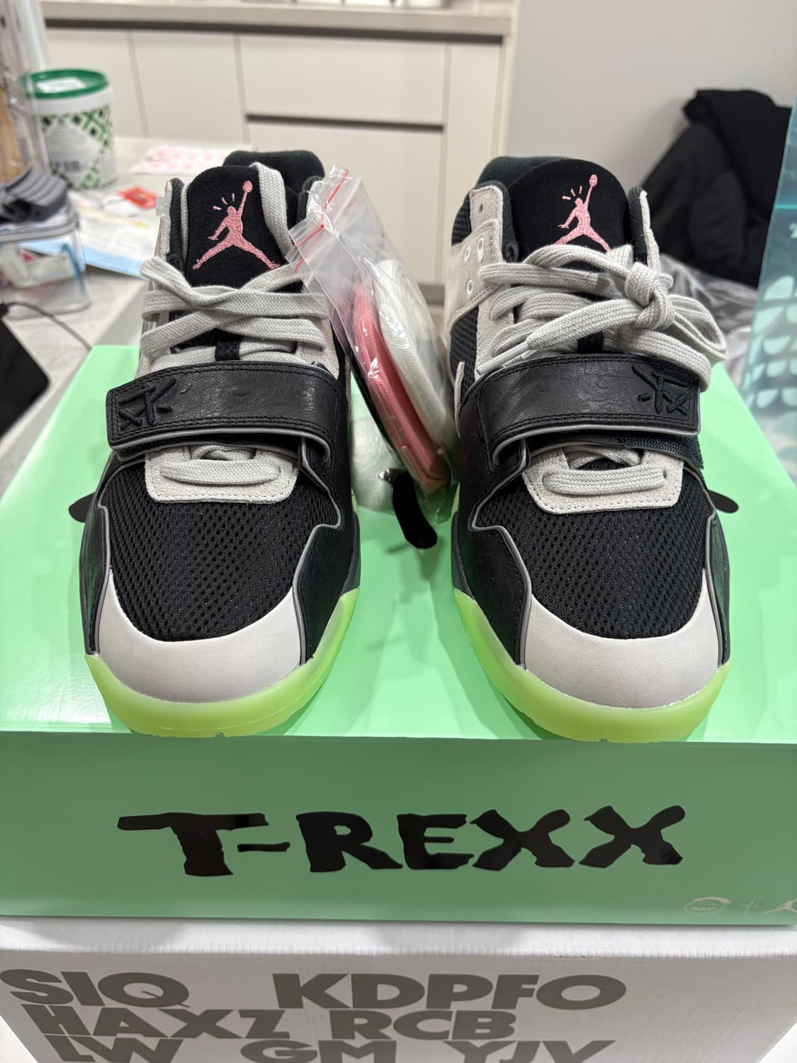 나이키 티렉스 스캇 체이스비 점프맨 잭 280 상품이미지2