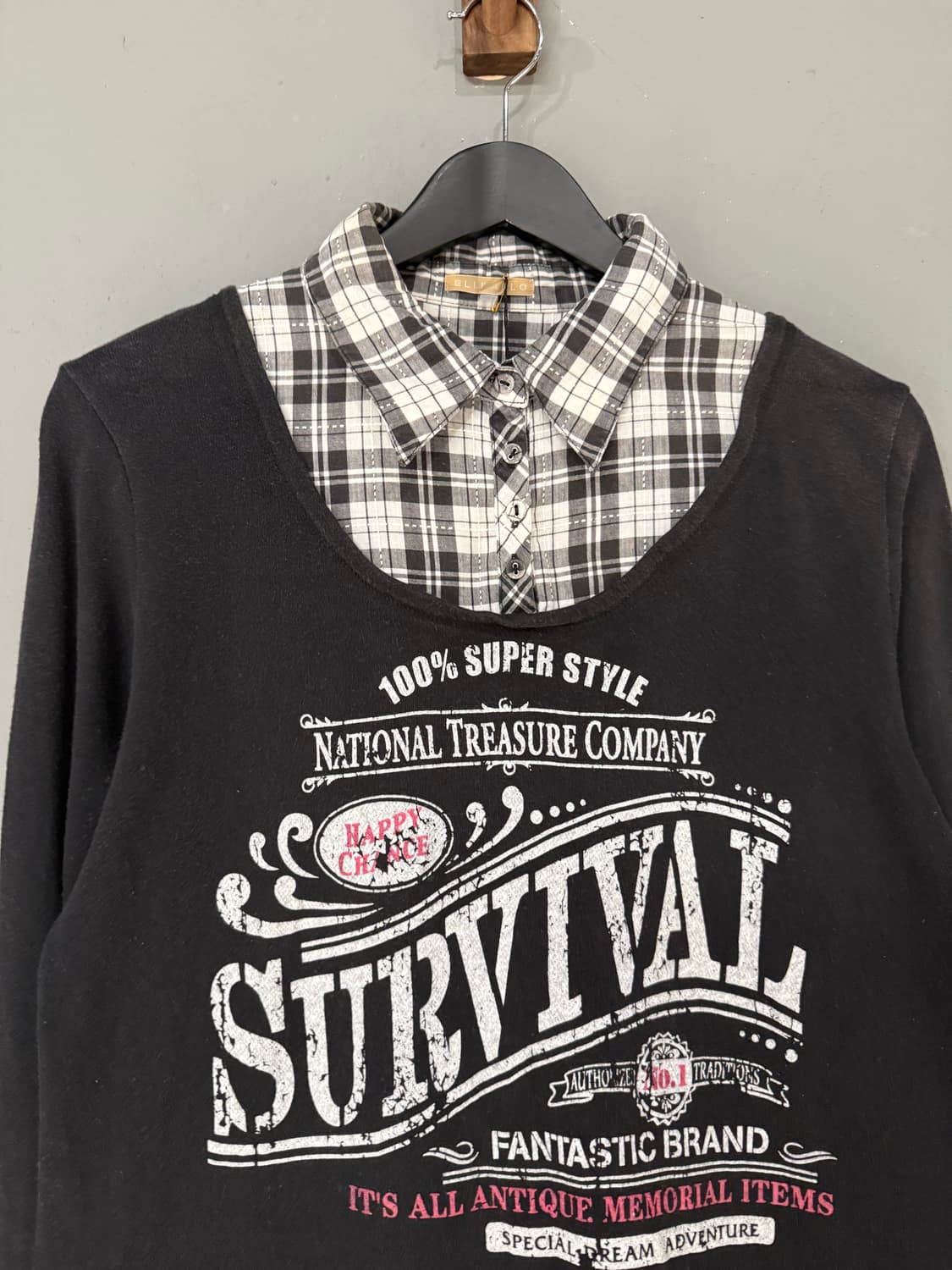 shirt layered detail lettering top 상품이미지5