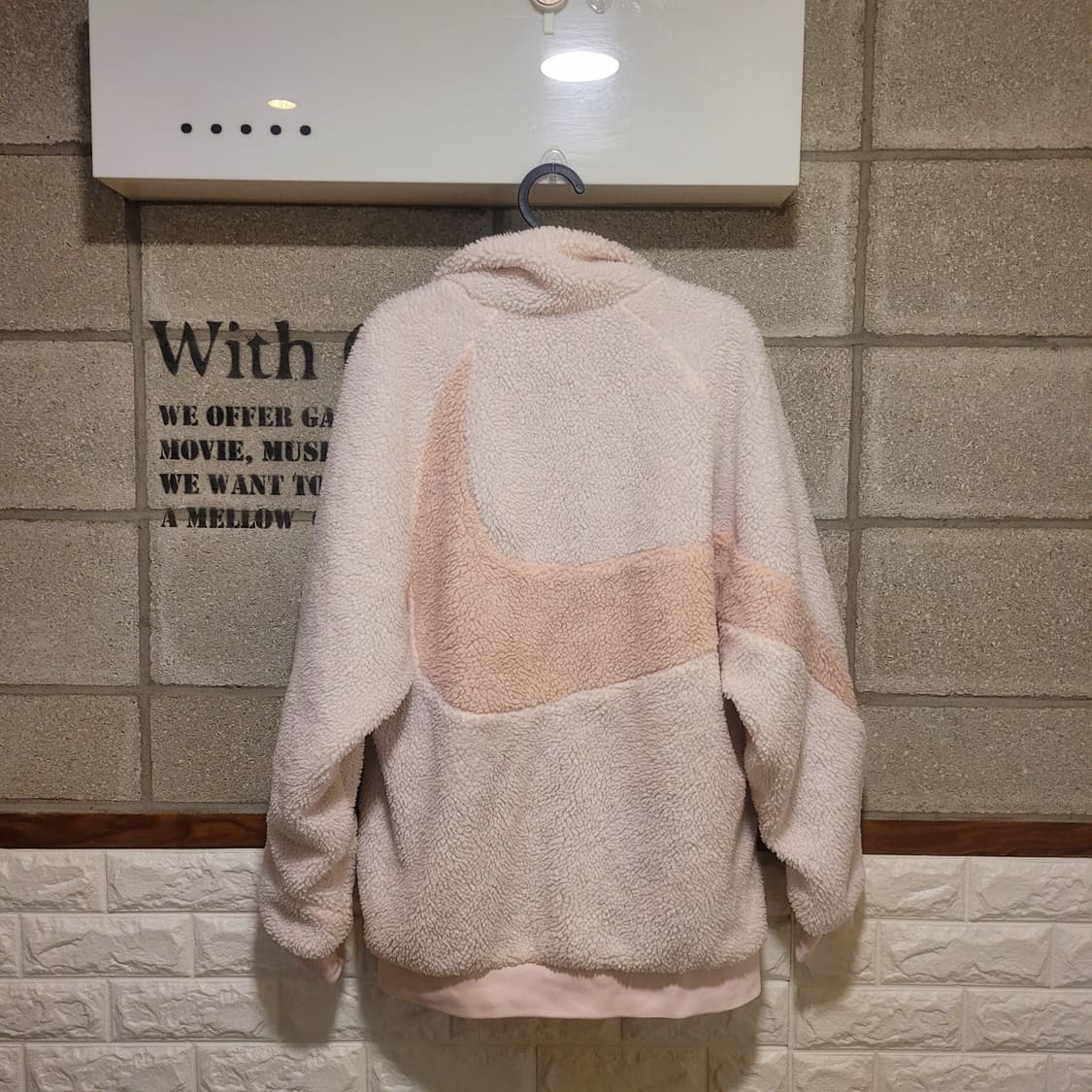 나이키 빅스우시 리버시블 뽀글이 L 상품이미지3