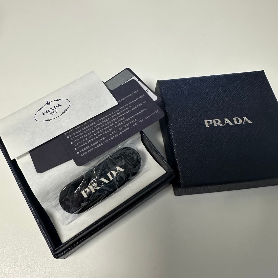 프라다 머리핀 헤어핀 상품이미지2