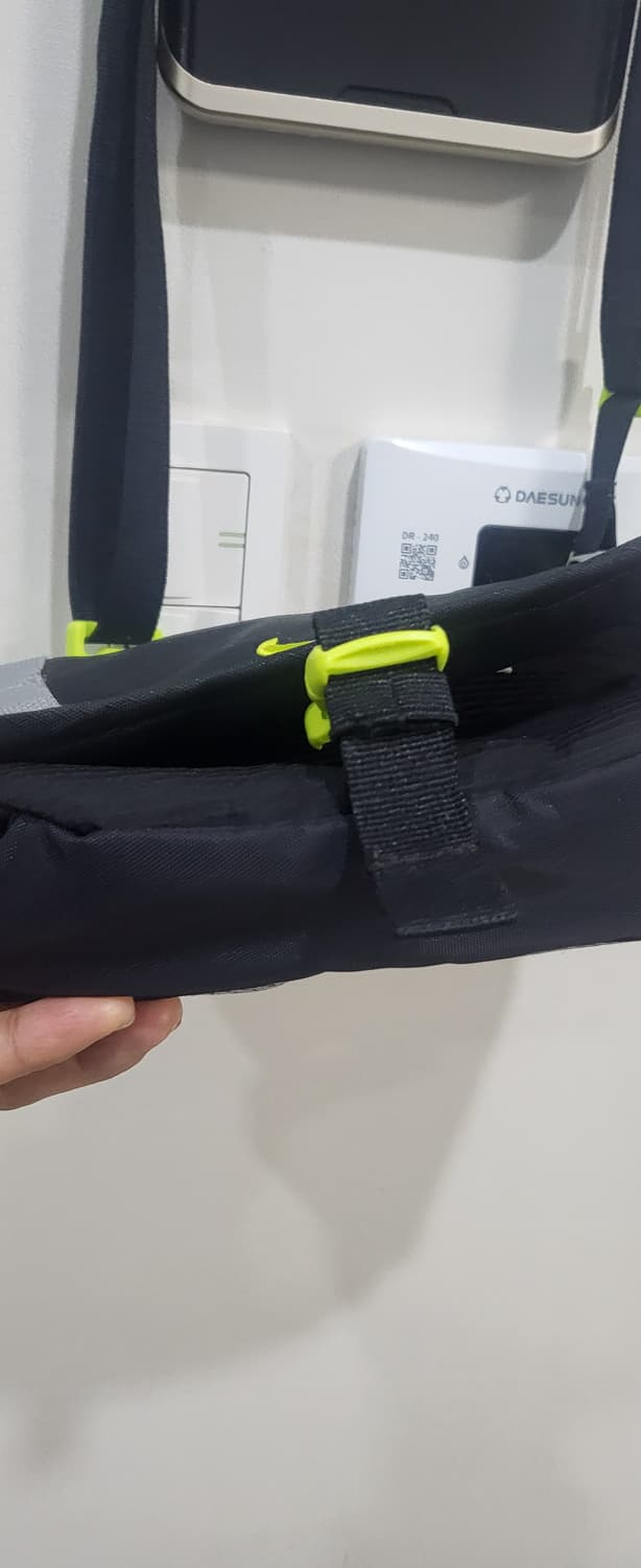 나이키 크로스백입니다  상품이미지2