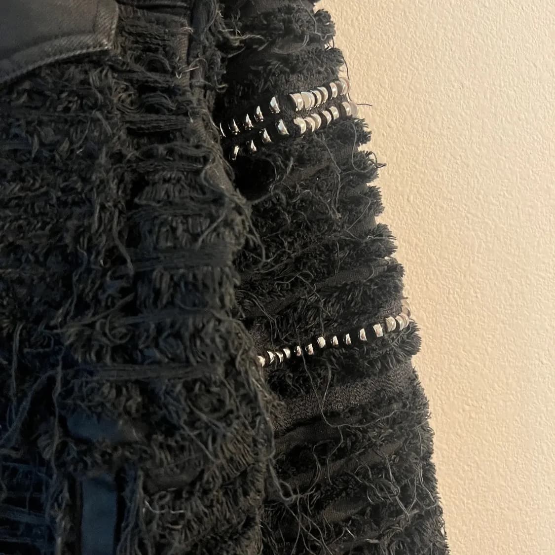 Alyx Blackmeans 디스트레스드 스터드 트러커 자켓 상품이미지3