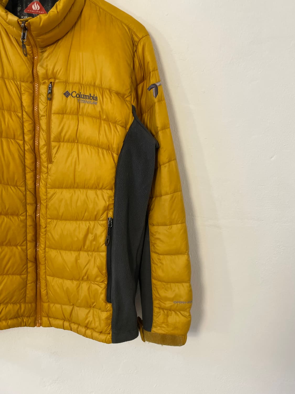 컬럼비아 경량패딩  상품이미지3