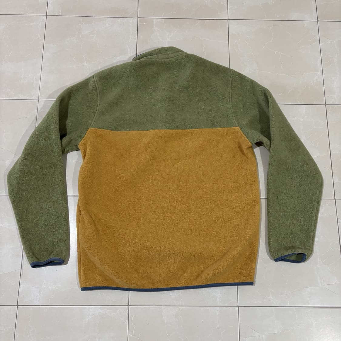 10s 파타고니아 신칠라 스냅-T 카키/머스타드 상품이미지5