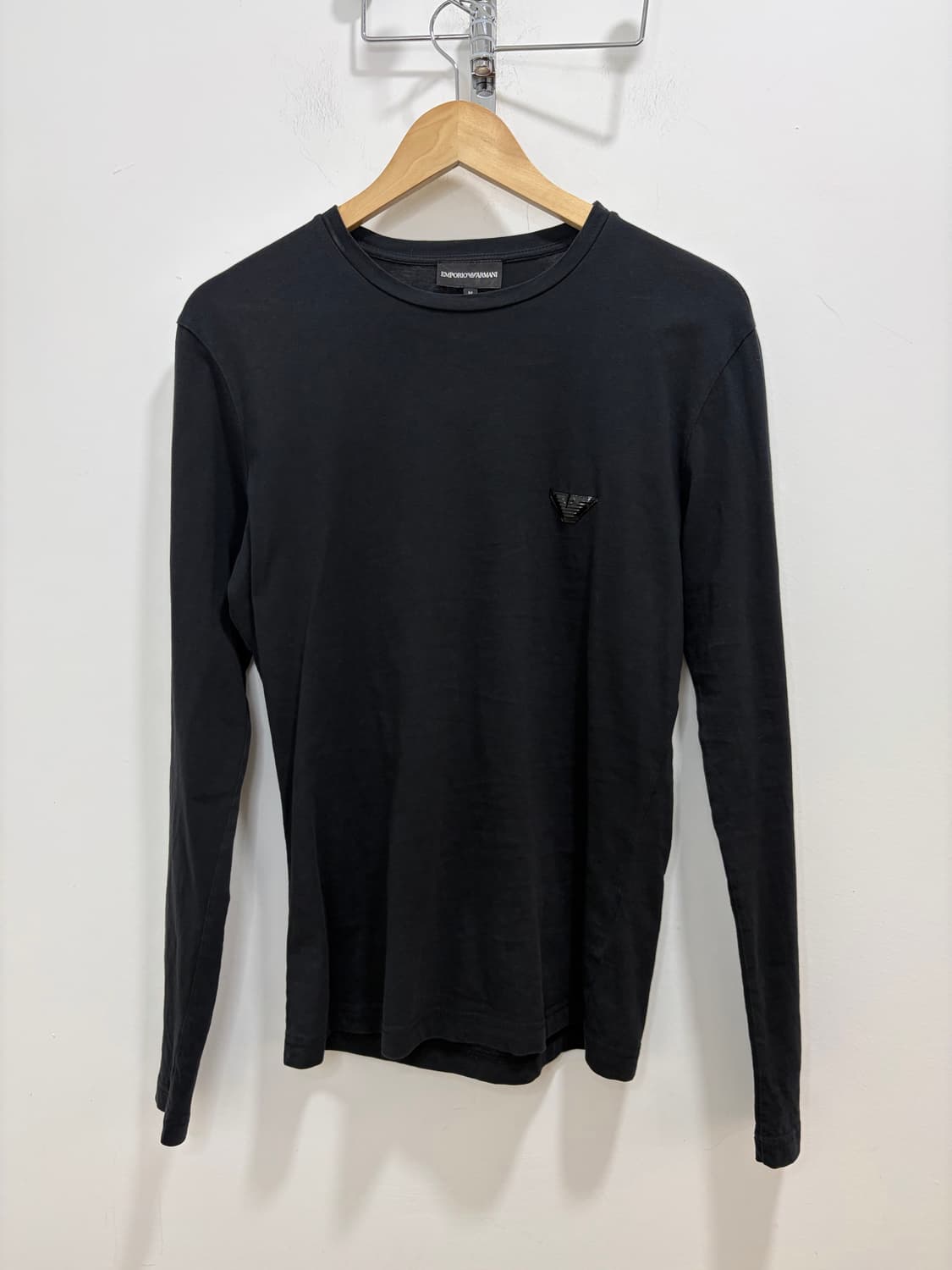 Emporio Armani 아르마니 시그니처 로고 긴팔 티셔츠 상품이미지3
