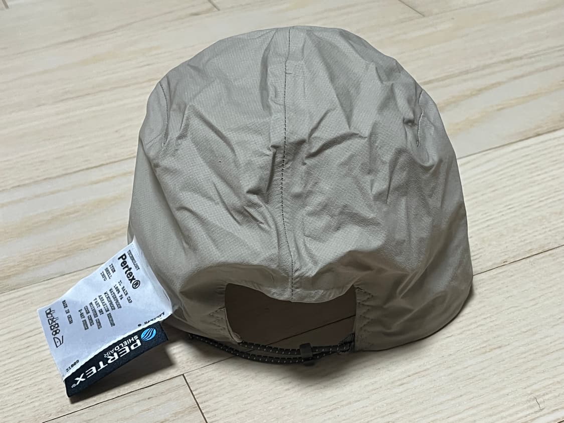 SATISFY PERTEX 3L RAIN CAP-MOON색상 상품이미지5