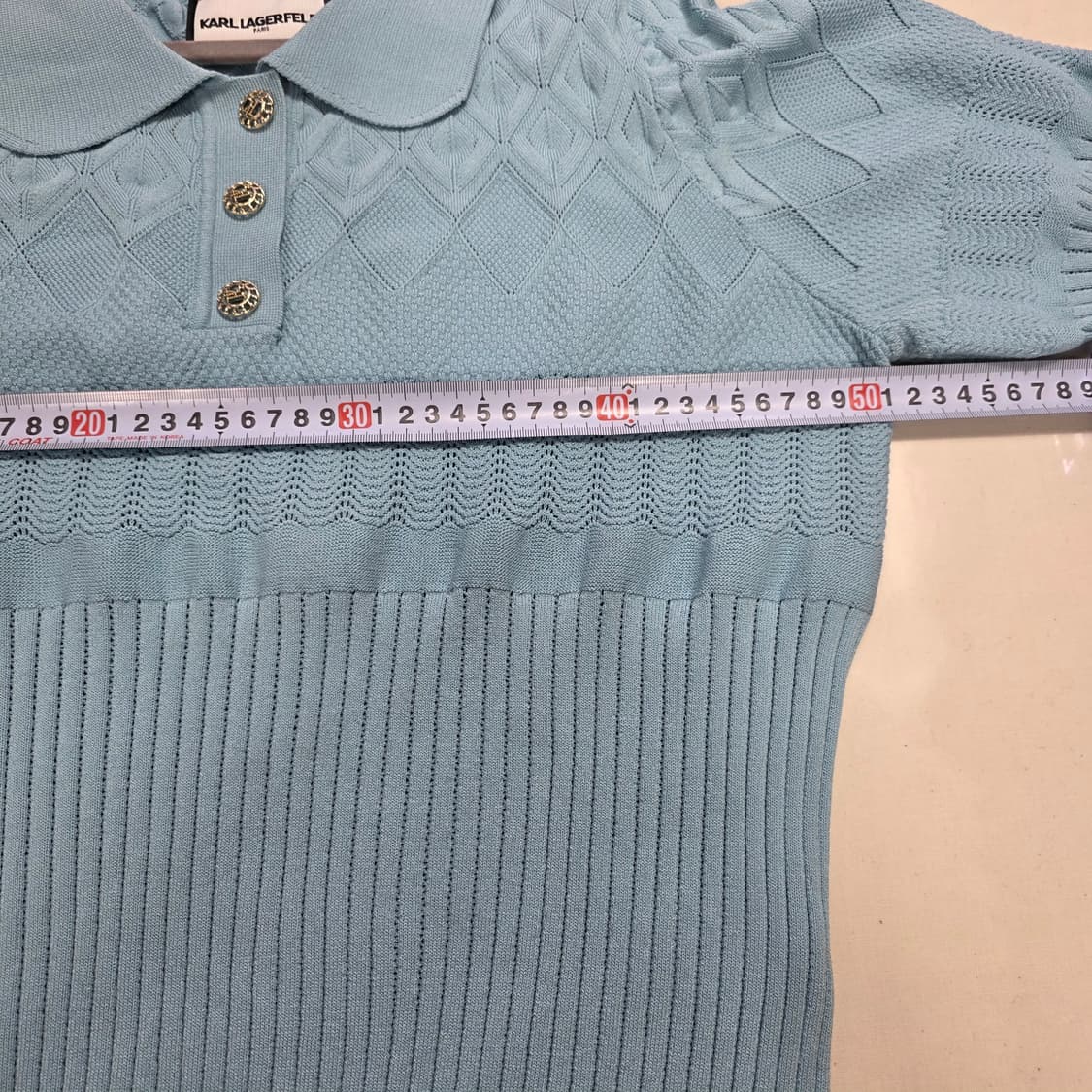 0195 칼 라거펠트 여성 반팔 니트 카라티 하늘색 펀칭 니트 88사이즈 상품이미지3