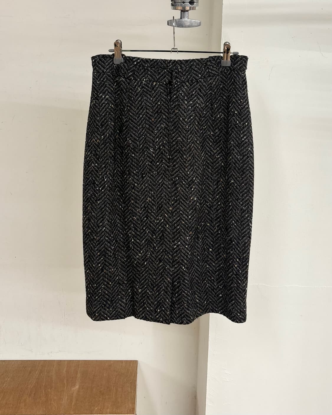 셀린느 블랙 트위드 펜슬 스커트 상품이미지4
