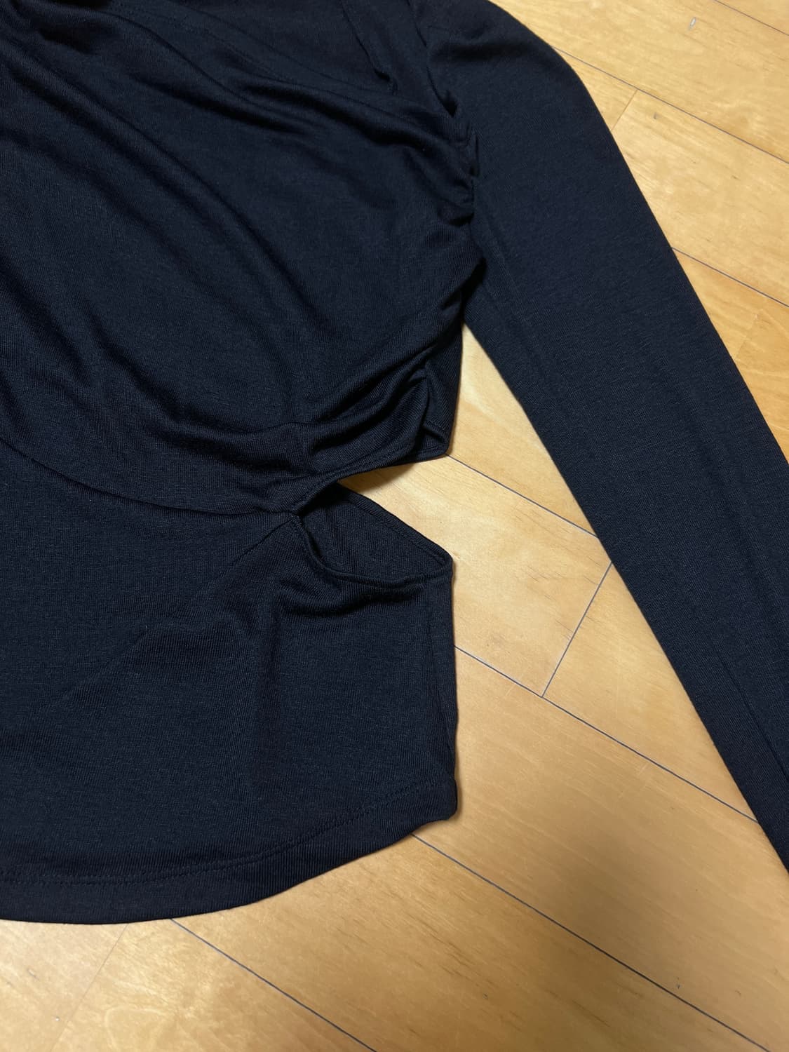 (새상품)미스치프 컷아웃긴팔 상품이미지9