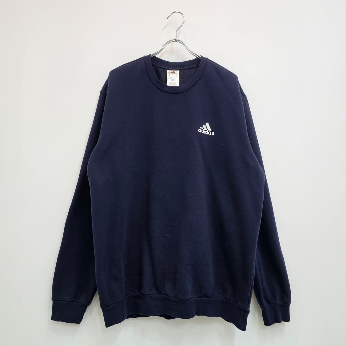 아디다스 네이비 맨투맨 기모 스웻셔츠 상품이미지1