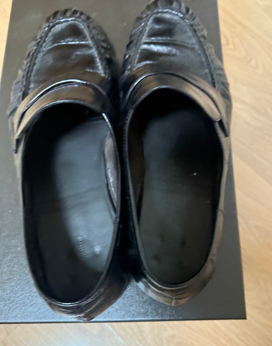 더로우 eel soft loafer 43.5사이즈
The row 상품이미지6